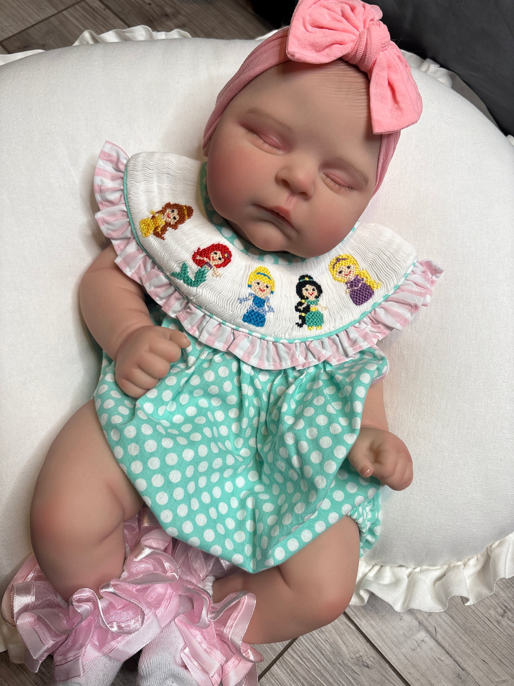 Manufactured VINYL Ellie